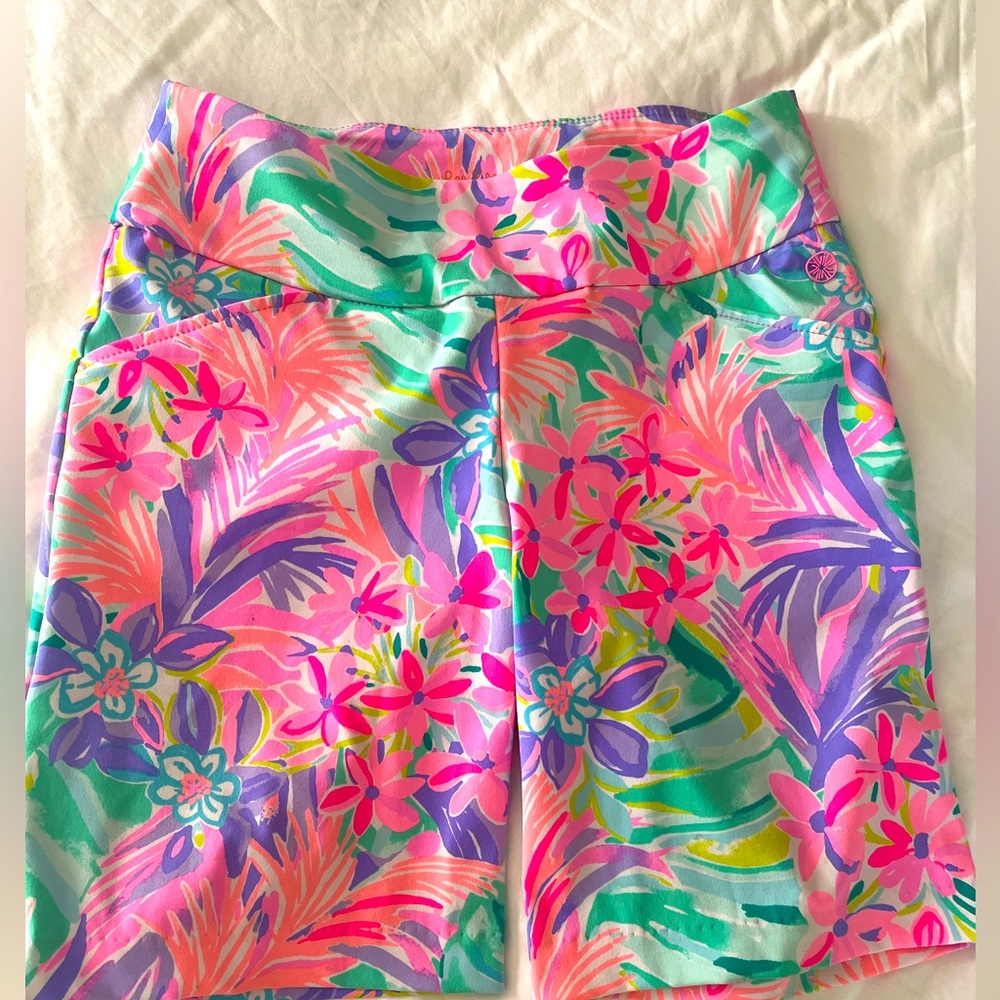 Lilly Pulitzer Lucretia Shorts Sz 2
